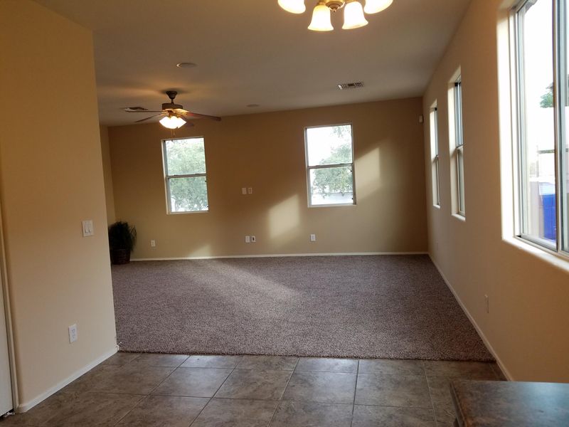 1623 N 77th Dr, Phoenix, AZ 85035