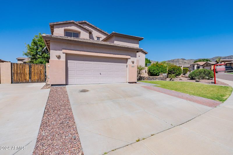 1623 W Nighthawk Way, Phoenix, AZ 85045