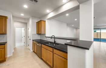 16230 Pinnacle Vista Dr, Surprise, AZ 85387