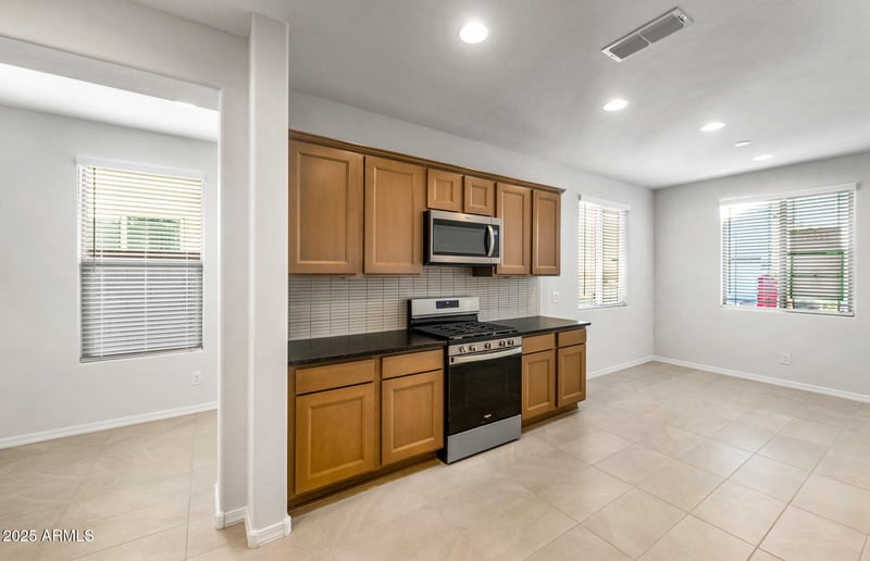 16230 Pinnacle Vista Dr, Surprise, AZ 85387