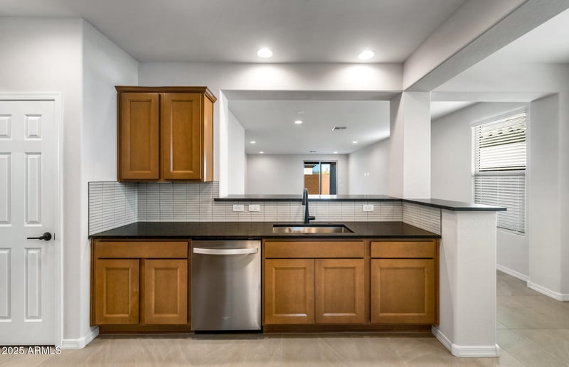 16230 Pinnacle Vista Dr, Surprise, AZ 85387