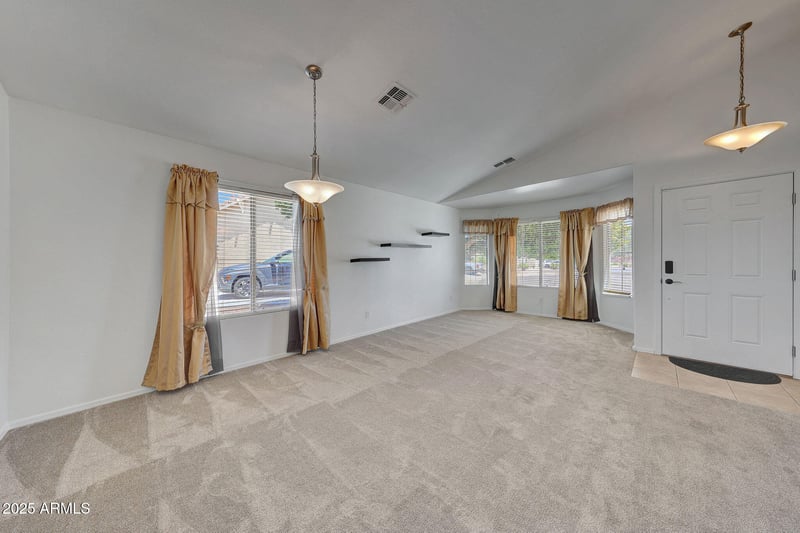 16232 Acapulco Cir, Surprise, AZ 85379