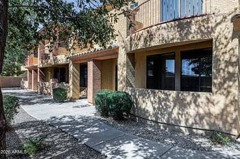 16232 30th Pl #4, Phoenix, AZ 85032