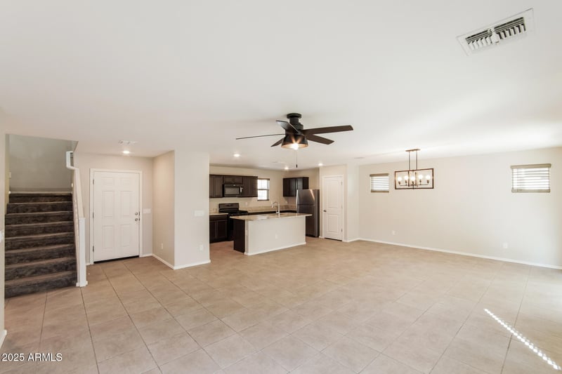 16235 La Ventilla Way, Goodyear, AZ 85338