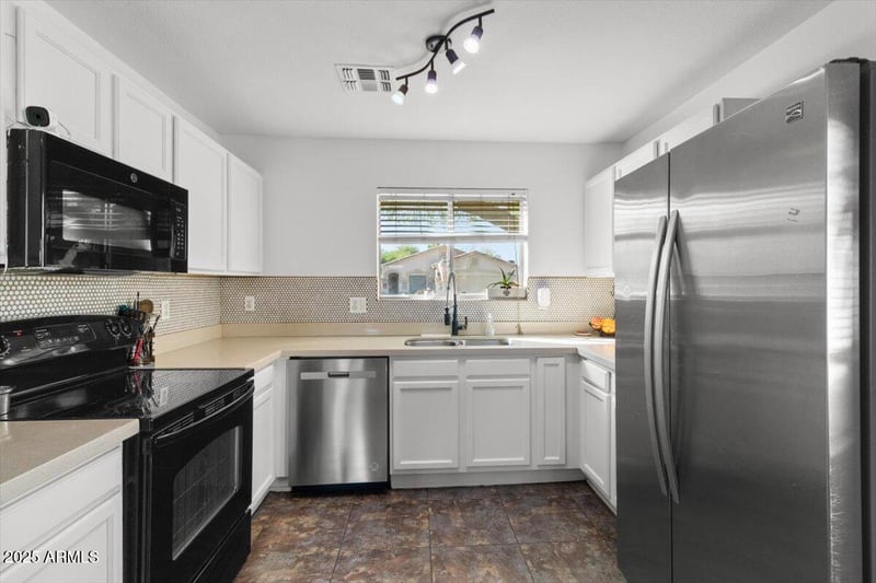 16236 Woodlands Ave, Goodyear, AZ 85338