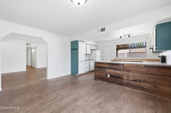 1624 Peralta Ave, Mesa, AZ 85202