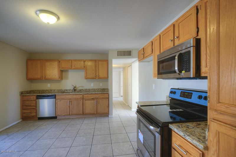 1624 W Bedford St, Mesa, AZ 85201