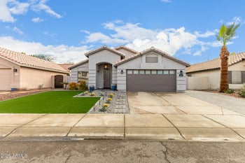 16243 38th Way, Phoenix, AZ 85032