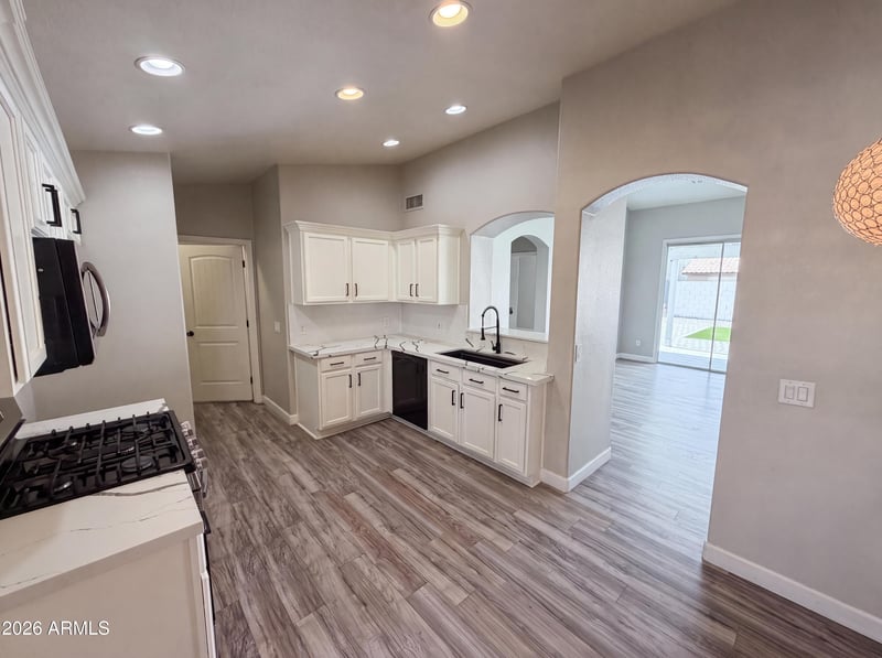 16245 Tonto St, Goodyear, AZ 85338