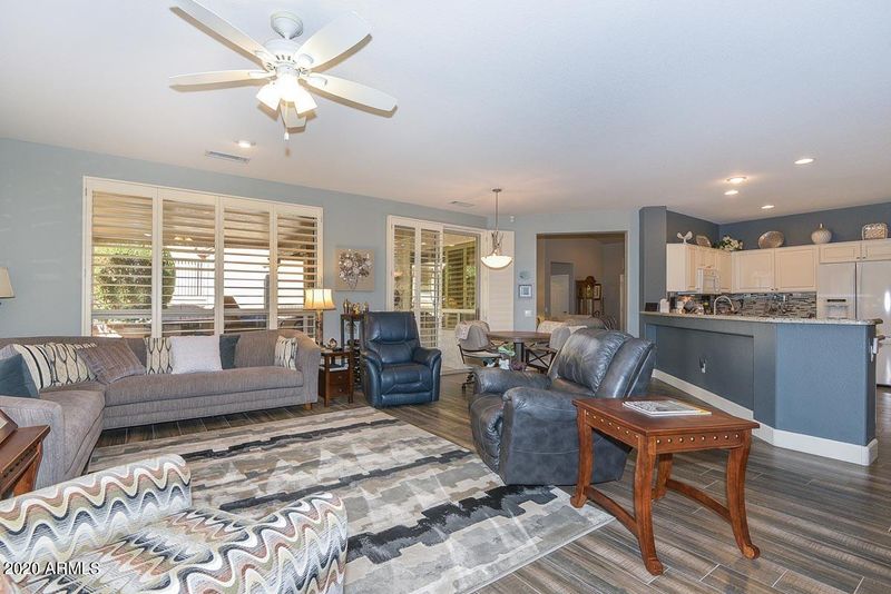 16249 W Copper Point Ln, Surprise, AZ 85374