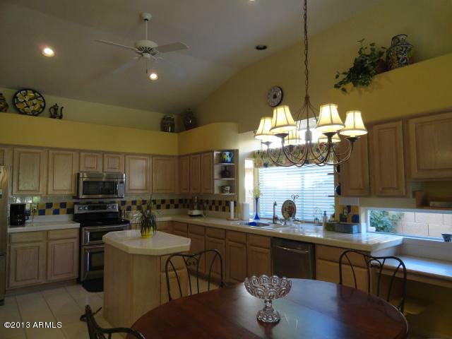 1625 E Saltsage Dr, Phoenix, AZ 85048
