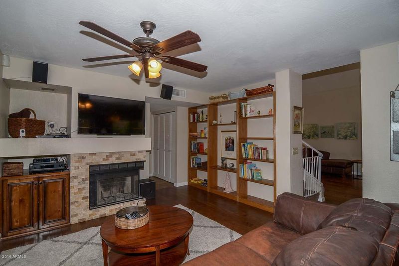 1625 E Villa Theresa Dr, Phoenix, AZ 85022