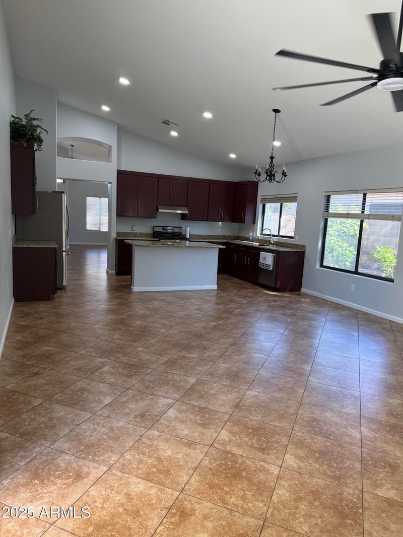 1625 Montoya Ln, Phoenix, AZ 85024