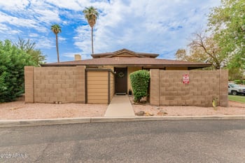 1625 Village Way, Tempe, AZ 85282