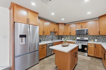 1625 W Orangewood Ave, Phoenix, AZ 85021