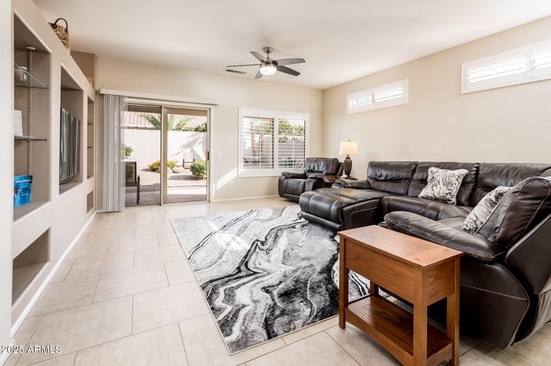16252 Cactus Valley Ln, Surprise, AZ 85374