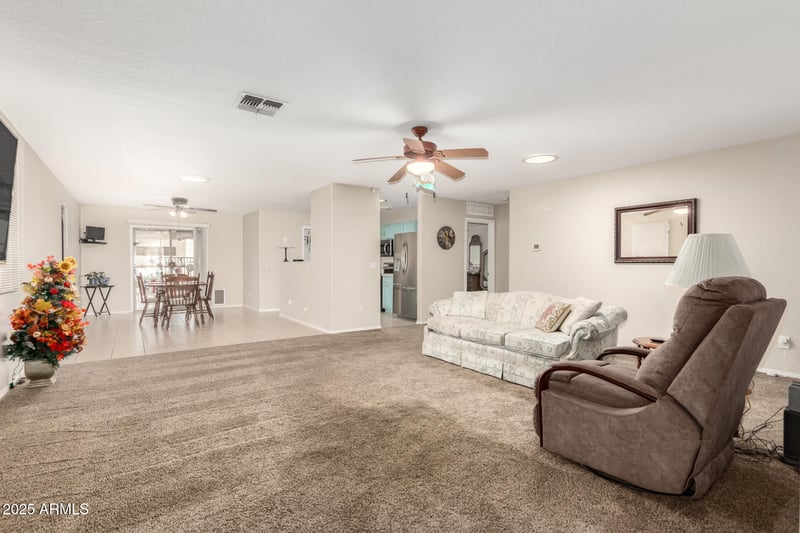 1626 Dust Devil Dr, San Tan Valley, AZ 85143