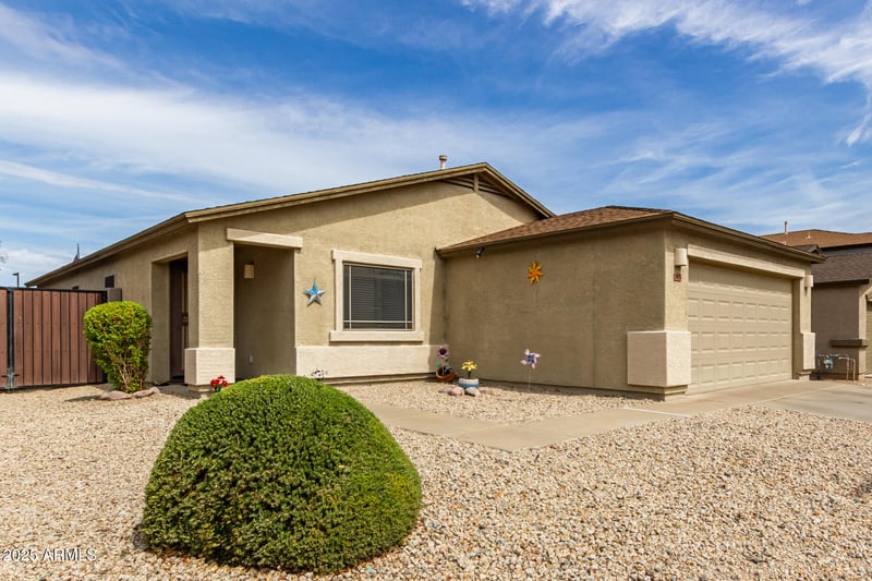 1626 Dust Devil Dr, San Tan Valley, AZ 85143