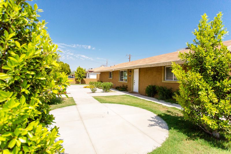 1626 E Lynne Ln, Phoenix, AZ 85042