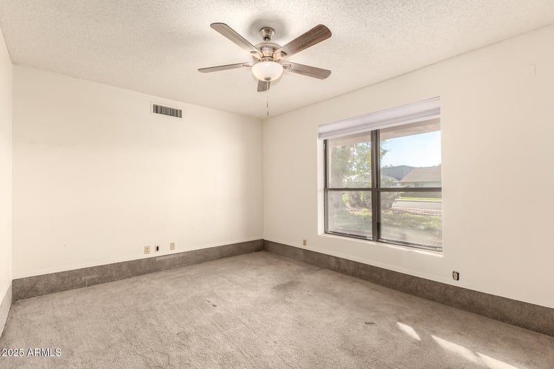 1626 Garnet Ave, Mesa, AZ 85204