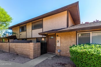 1626 Village Way, Tempe, AZ 85282