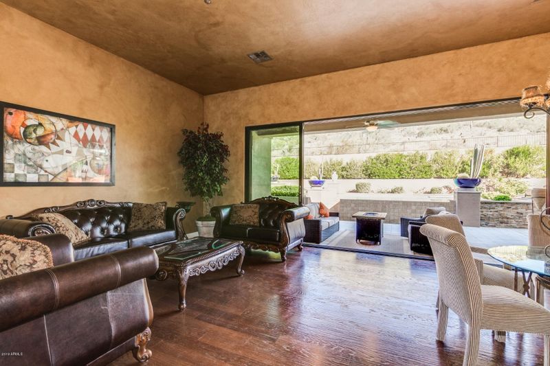1626 W Silver Pine Dr, Anthem, AZ 85086