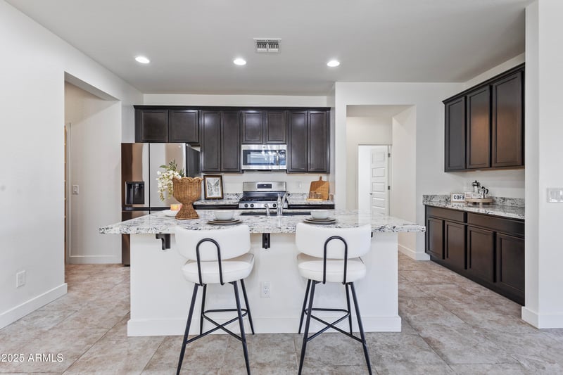 16264 Canterbury Dr, Surprise, AZ 85379