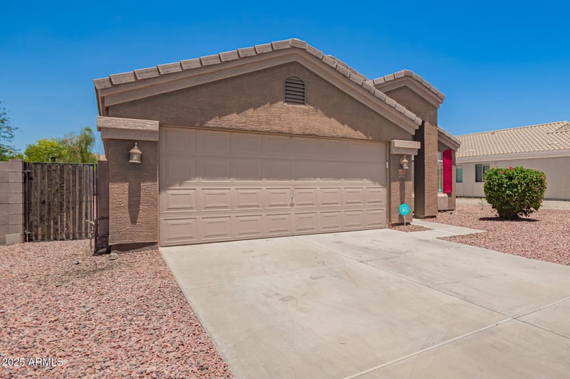 16264 Pioneer St, Goodyear, AZ 85338