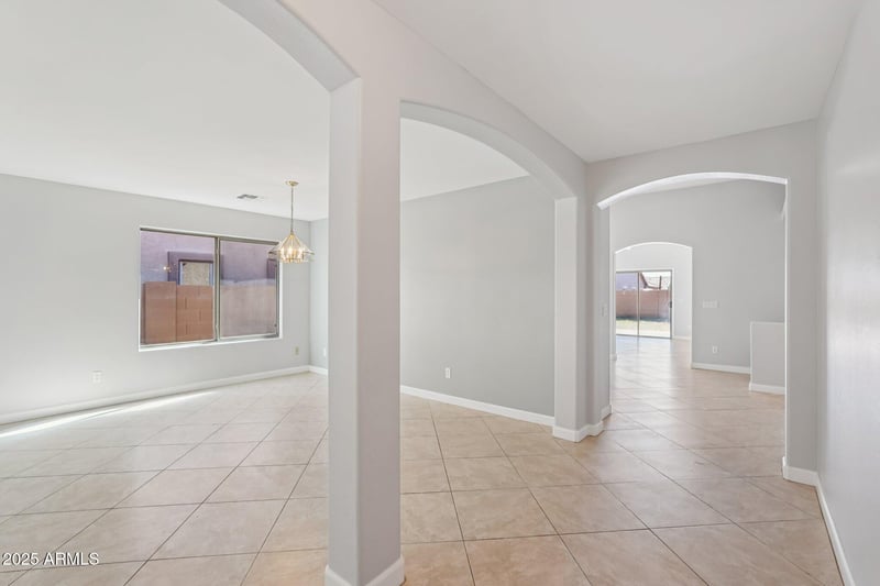 16267 Yucatan Dr, Surprise, AZ 85379