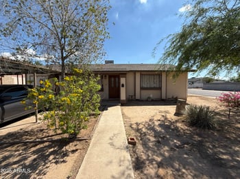 1627 Carson Rd, Phoenix, AZ 85041