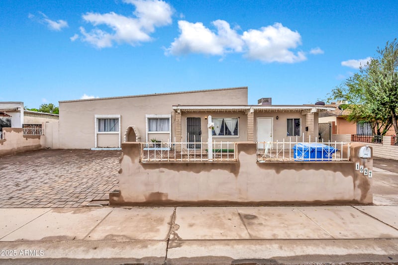 1627 Maldonado Rd, Phoenix, AZ 85041