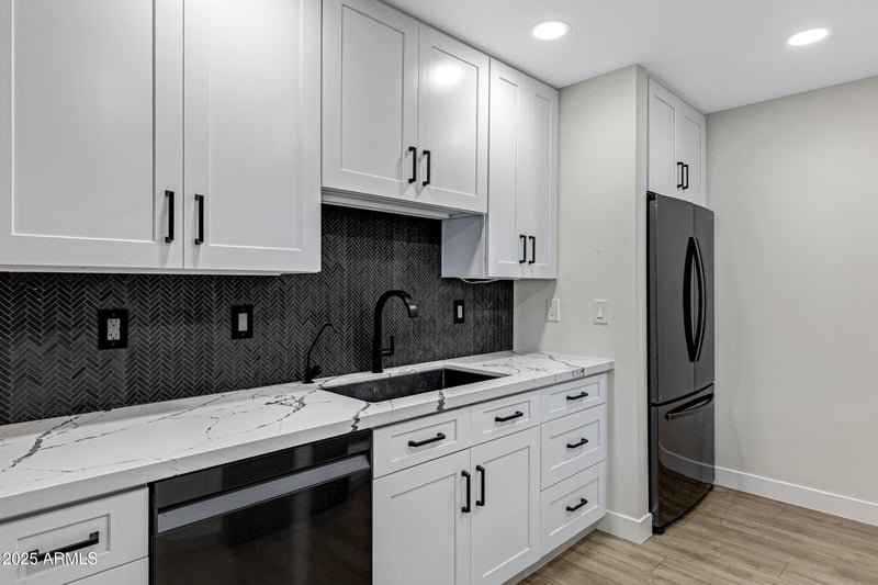 1627 Newport Dr, Tempe, AZ 85282