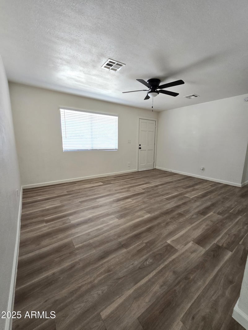 1627 Pueblo Ave, Mesa, AZ 85202