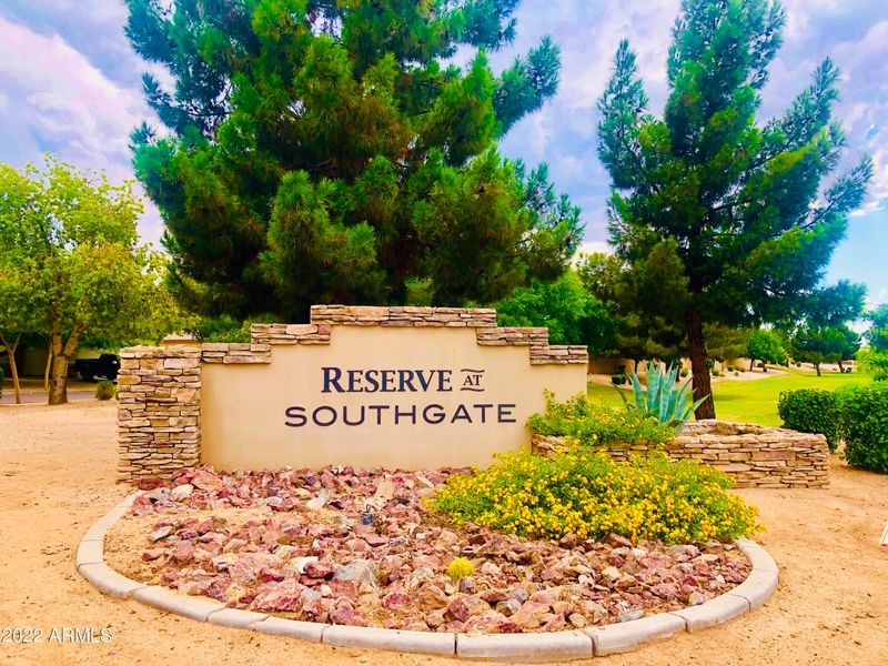 1627 W Alta Vista Rd, Phoenix, AZ 85041