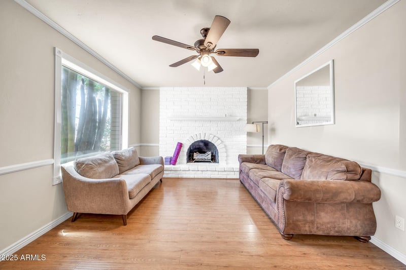 1628 Bluefield Ave, Phoenix, AZ 85023