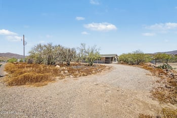 1628 Circle Mountain Rd, New River, AZ 85087