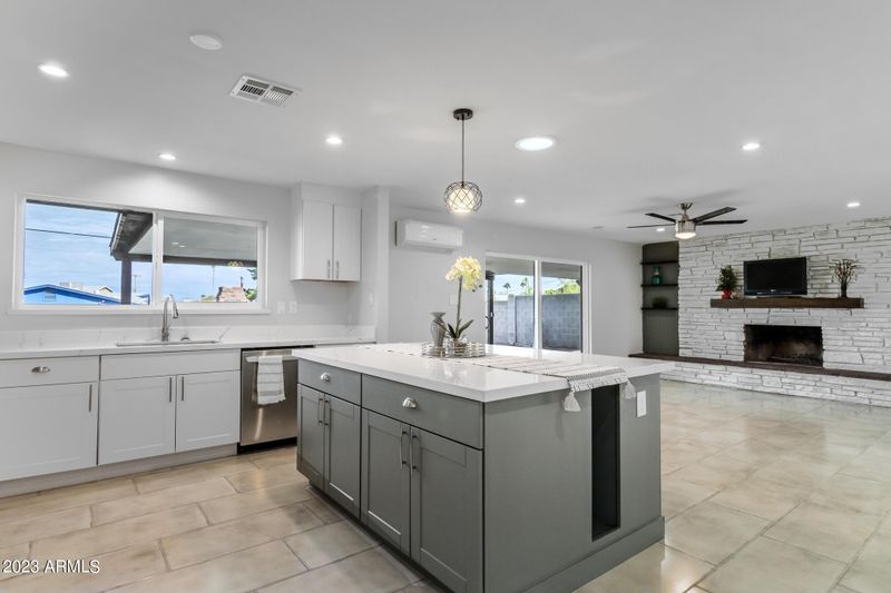 1628 E Euclid Ave E, Phoenix, AZ 85042