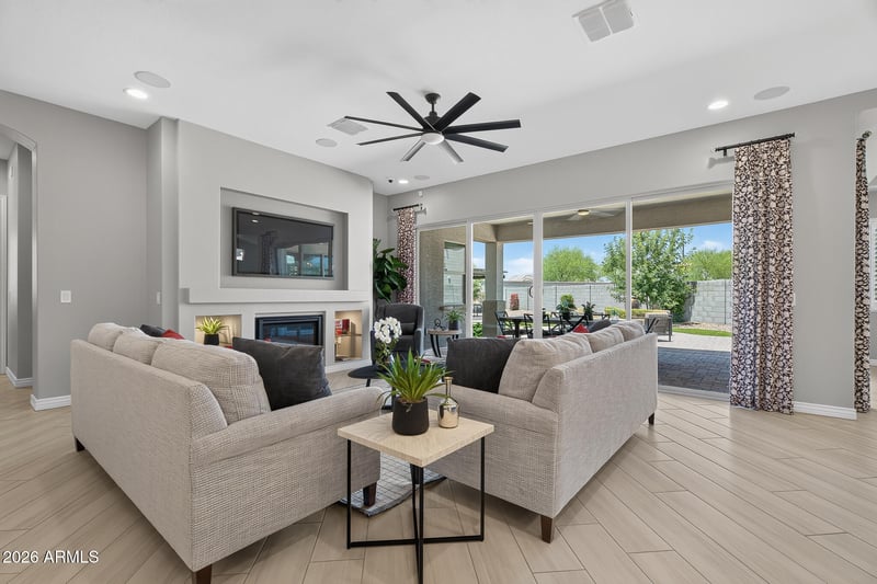16280 Charlotte Dr, Surprise, AZ 85387