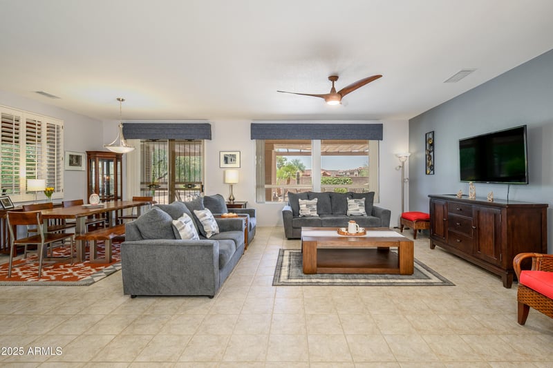 16287 Willow Creek Ln, Surprise, AZ 85374