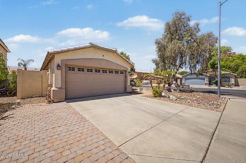 16289 Tasha Dr, Surprise, AZ 85374