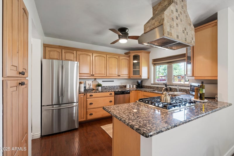 1629 Monterosa St, Phoenix, AZ 85015