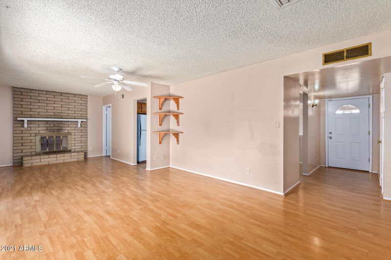 1629 W Grovers Ave, Phoenix, AZ 85023