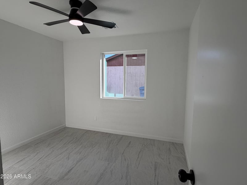 1629 Taro Ln, Phoenix, AZ 85027