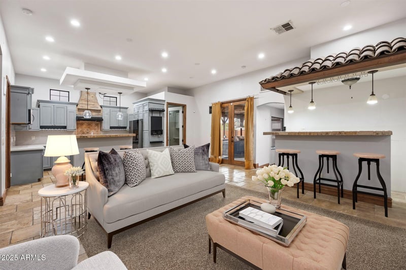 1629 Willetta St, Phoenix, AZ 85007