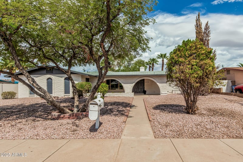 1630 Greenway St, Mesa, AZ 85203