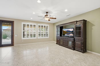 16305 Bridal Veil Ln, Surprise, AZ 85387