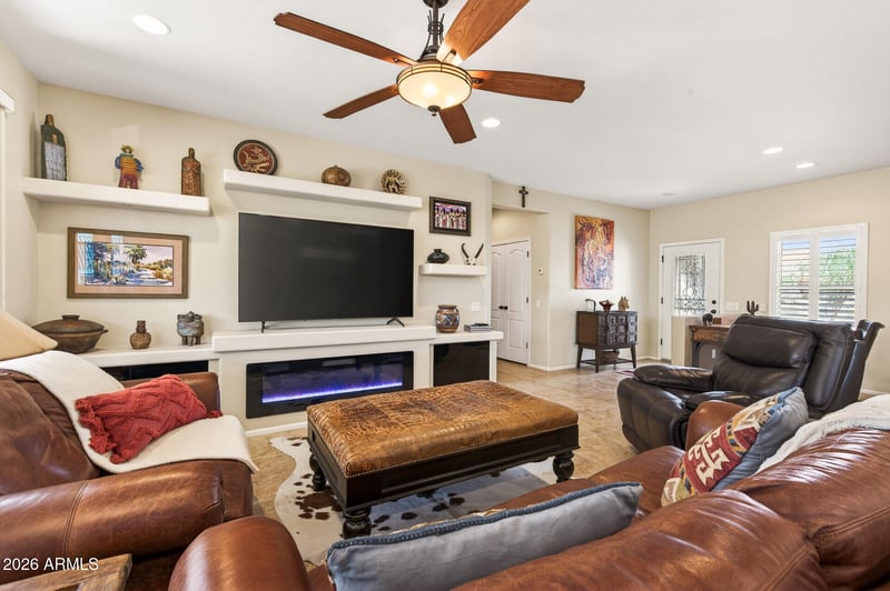 16305 Boulder Dr, Surprise, AZ 85374