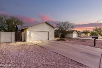 1631 Bell De Mar Dr, Tempe, AZ 85283
