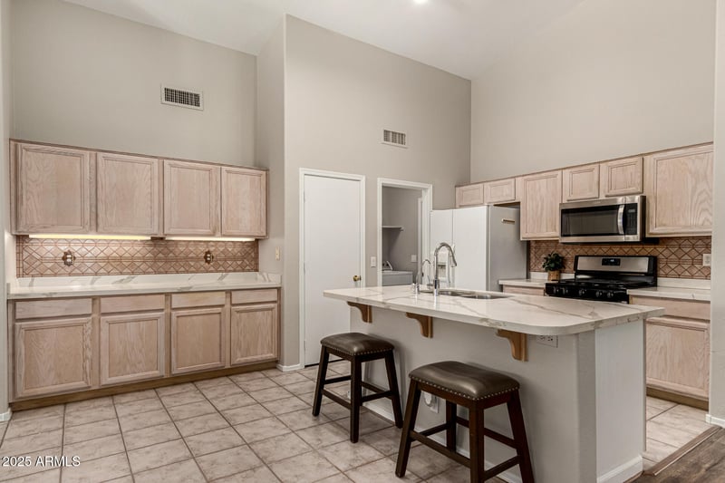 1631 Carla Vista Dr, Chandler, AZ 85225