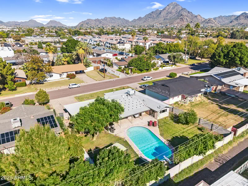 1631 Claremont St, Phoenix, AZ 85016